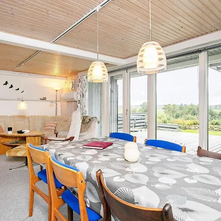 6 Person Holiday In Ferienhaus
